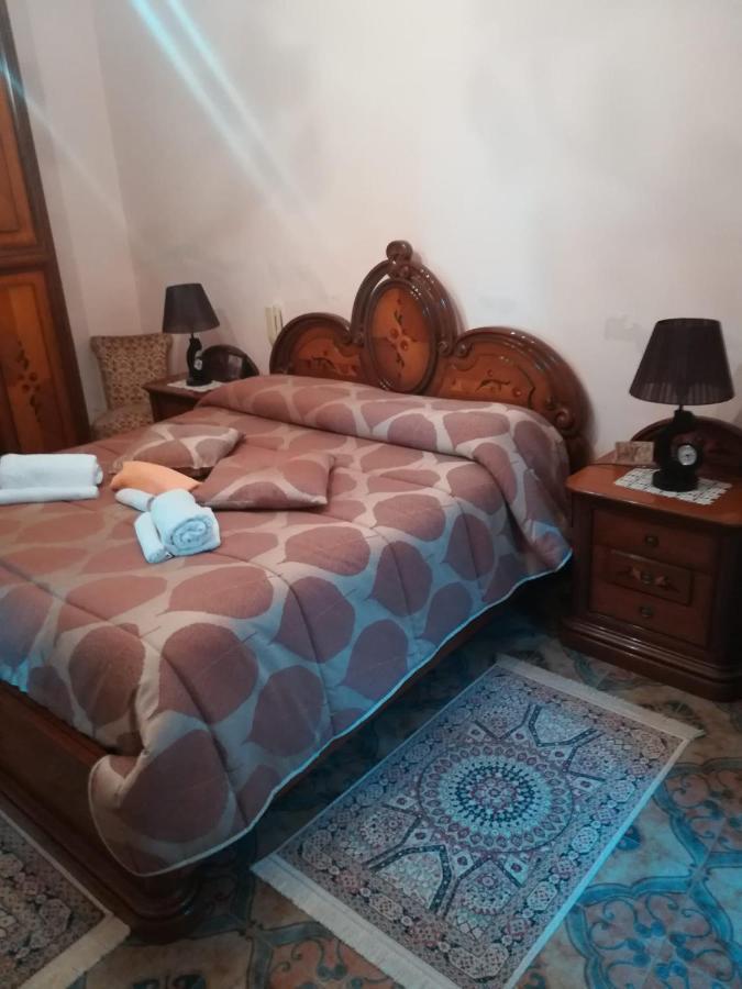 Rent Room Joe Via Dante 77 Solarino Экстерьер фото