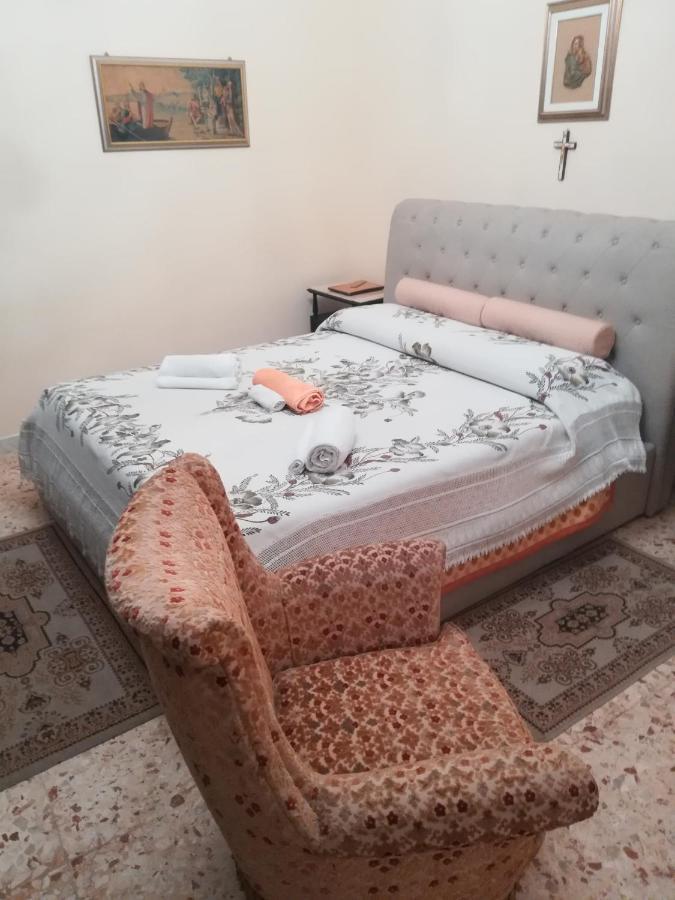 Rent Room Joe Via Dante 77 Solarino Экстерьер фото